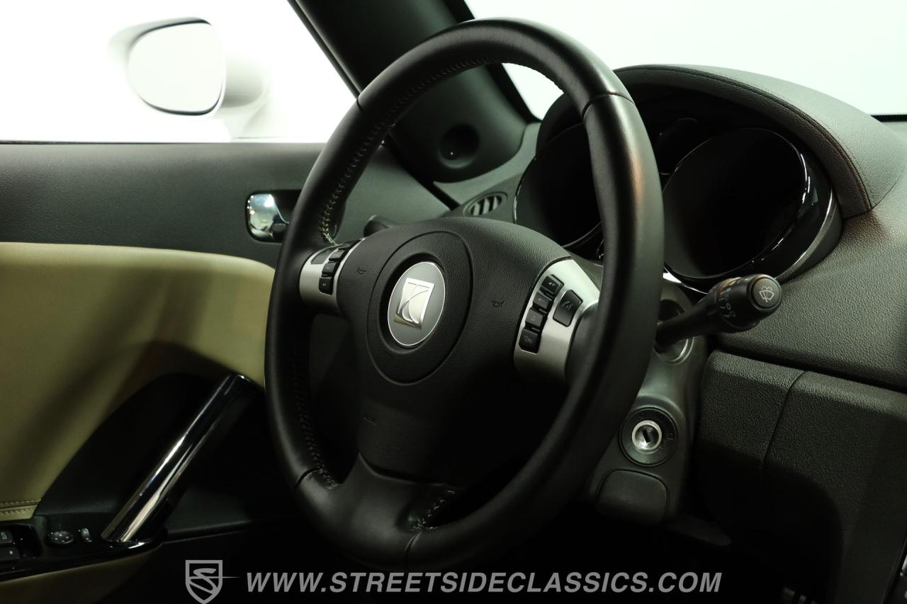 2009 Saturn Sky  Red Line