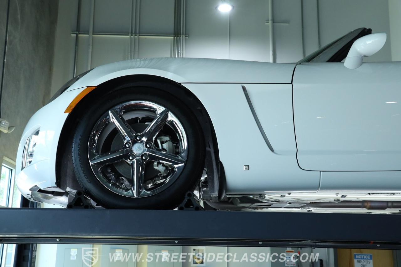 2009 Saturn Sky  Red Line