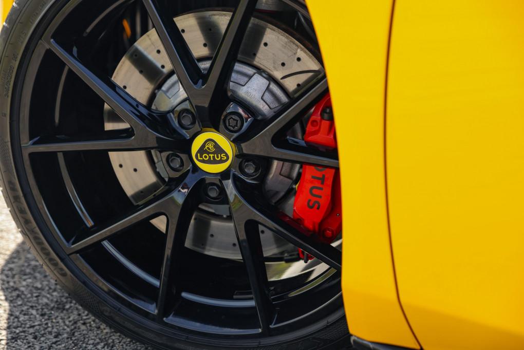 2024 Lotus Emira