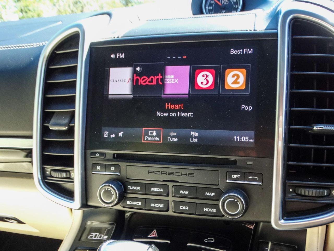 2017 Porsche 4.2 TD V8 S TiptronicS 4WD Euro 6 (s/s) 5dr