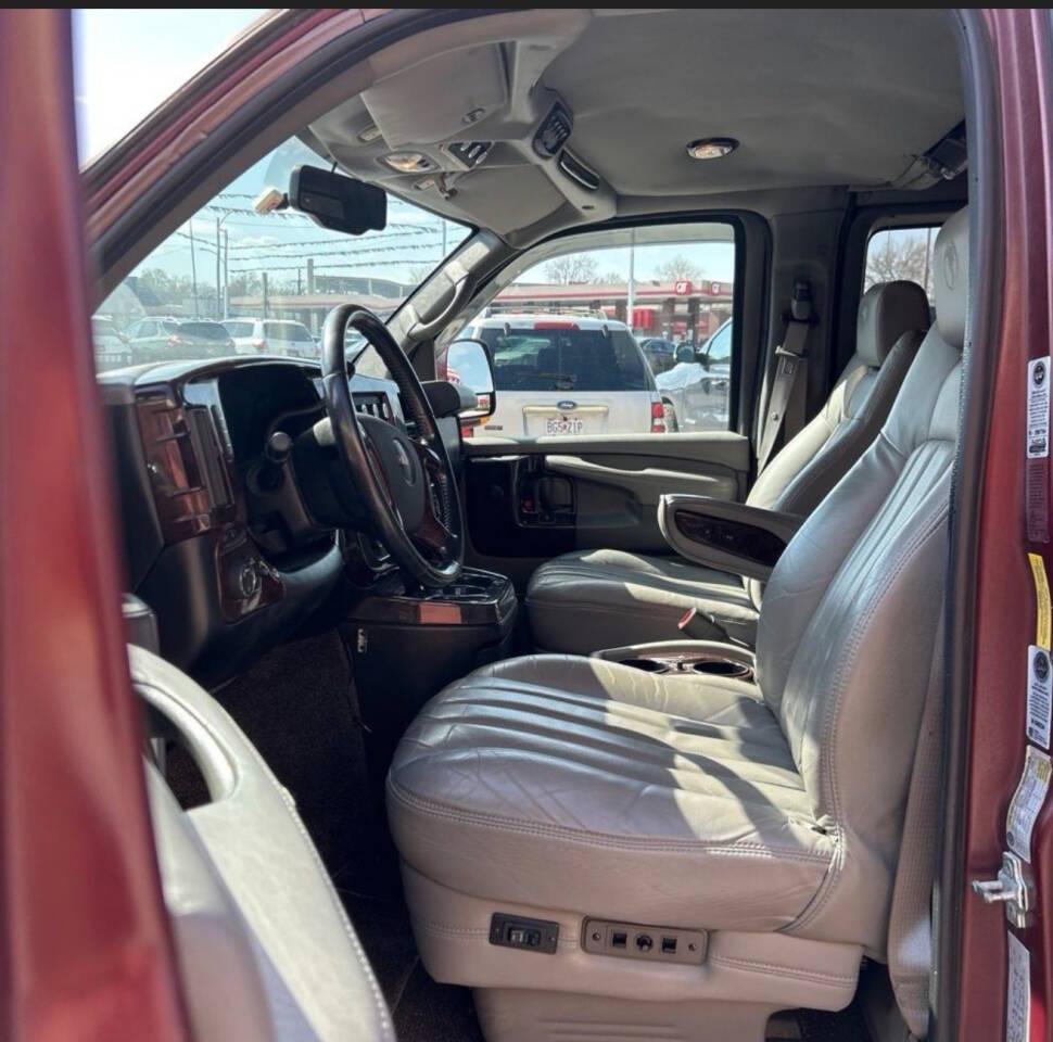 2012 GMC Savana