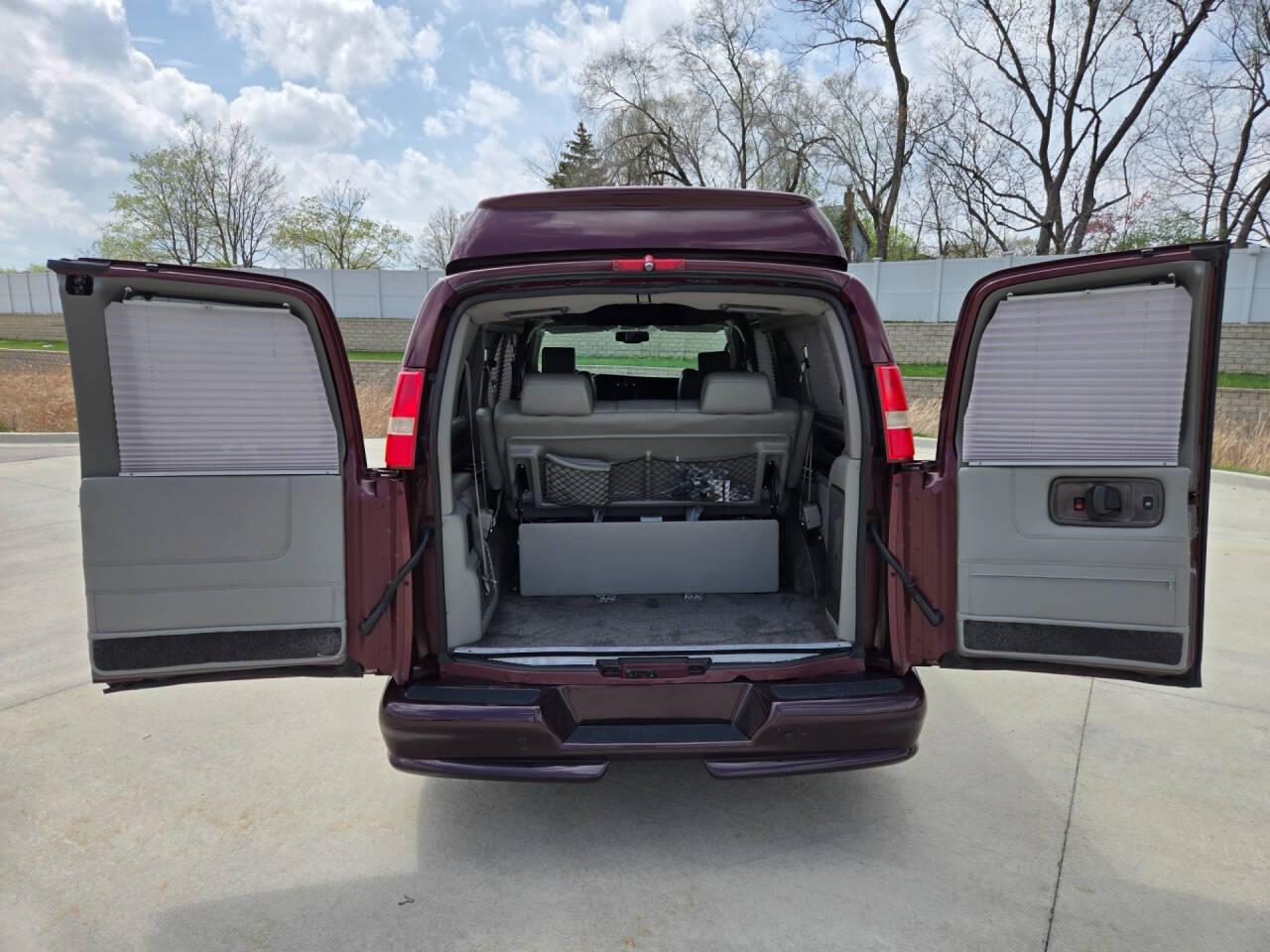 2012 GMC Savana