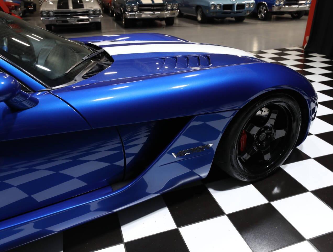 2006 Dodge Viper
