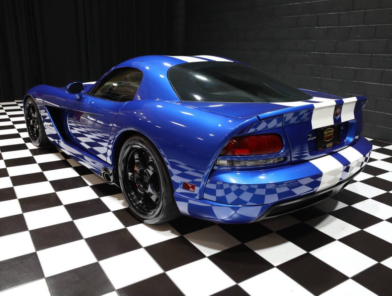 2006 Dodge Viper