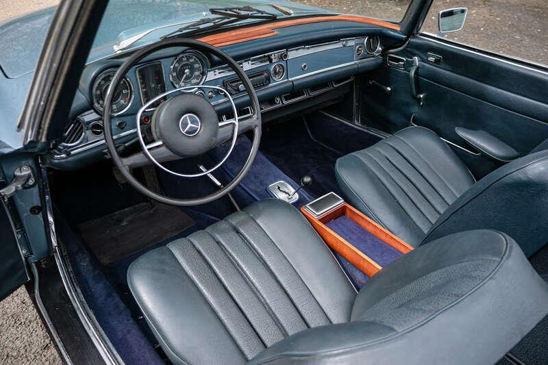 1970 Mercedes - Benz 280SL