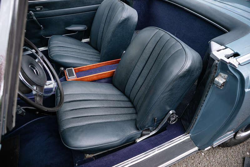 1970 Mercedes - Benz 280SL