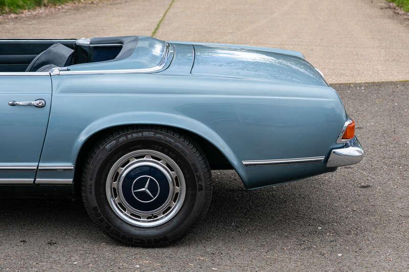 1970 Mercedes - Benz 280SL