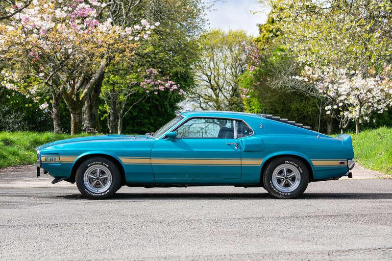 1969 Ford SHELBY MUSTANG