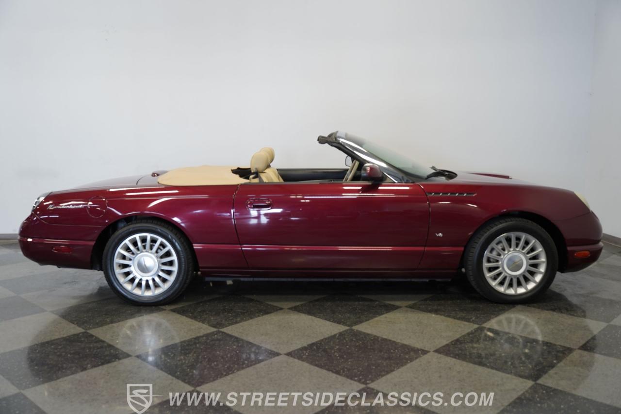 2004 Ford Thunderbird