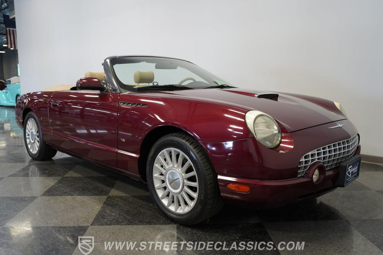2004 Ford Thunderbird