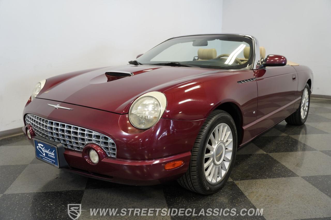 2004 Ford Thunderbird
