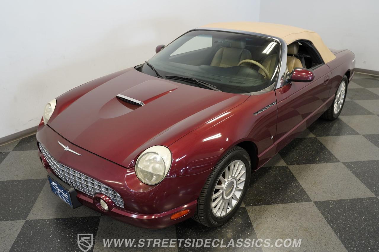 2004 Ford Thunderbird