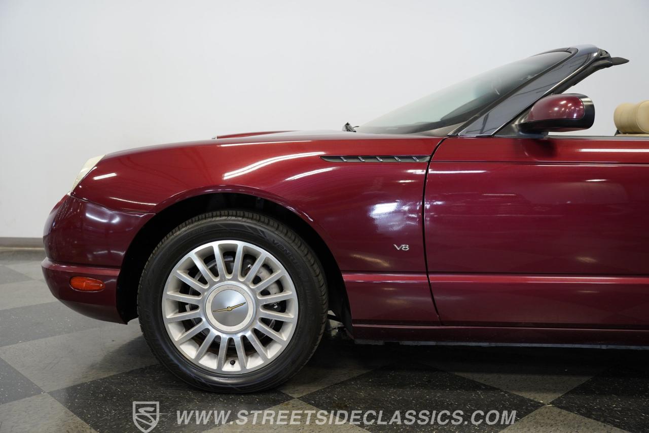 2004 Ford Thunderbird
