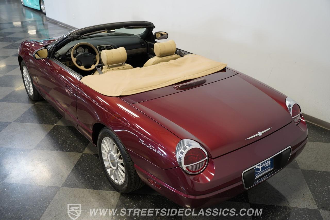 2004 Ford Thunderbird