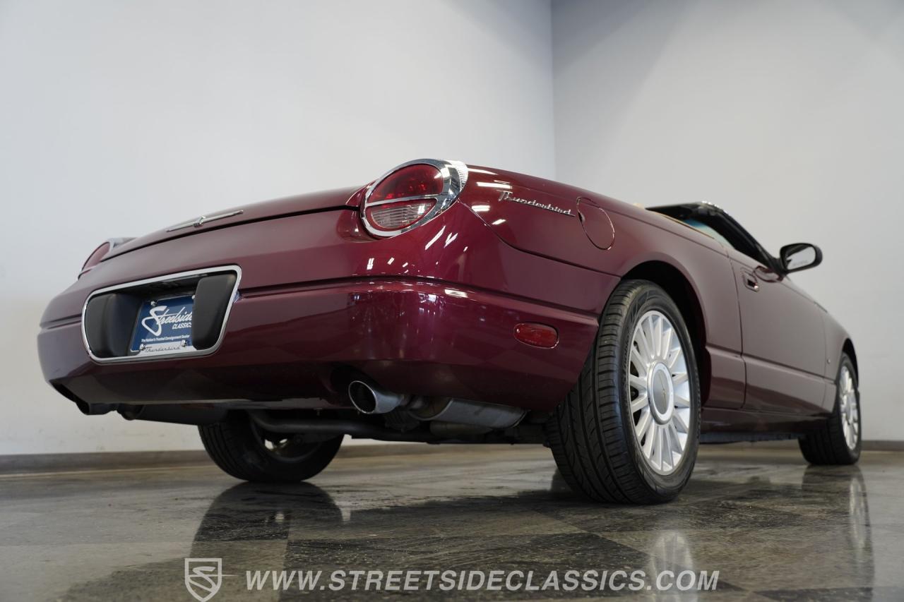 2004 Ford Thunderbird