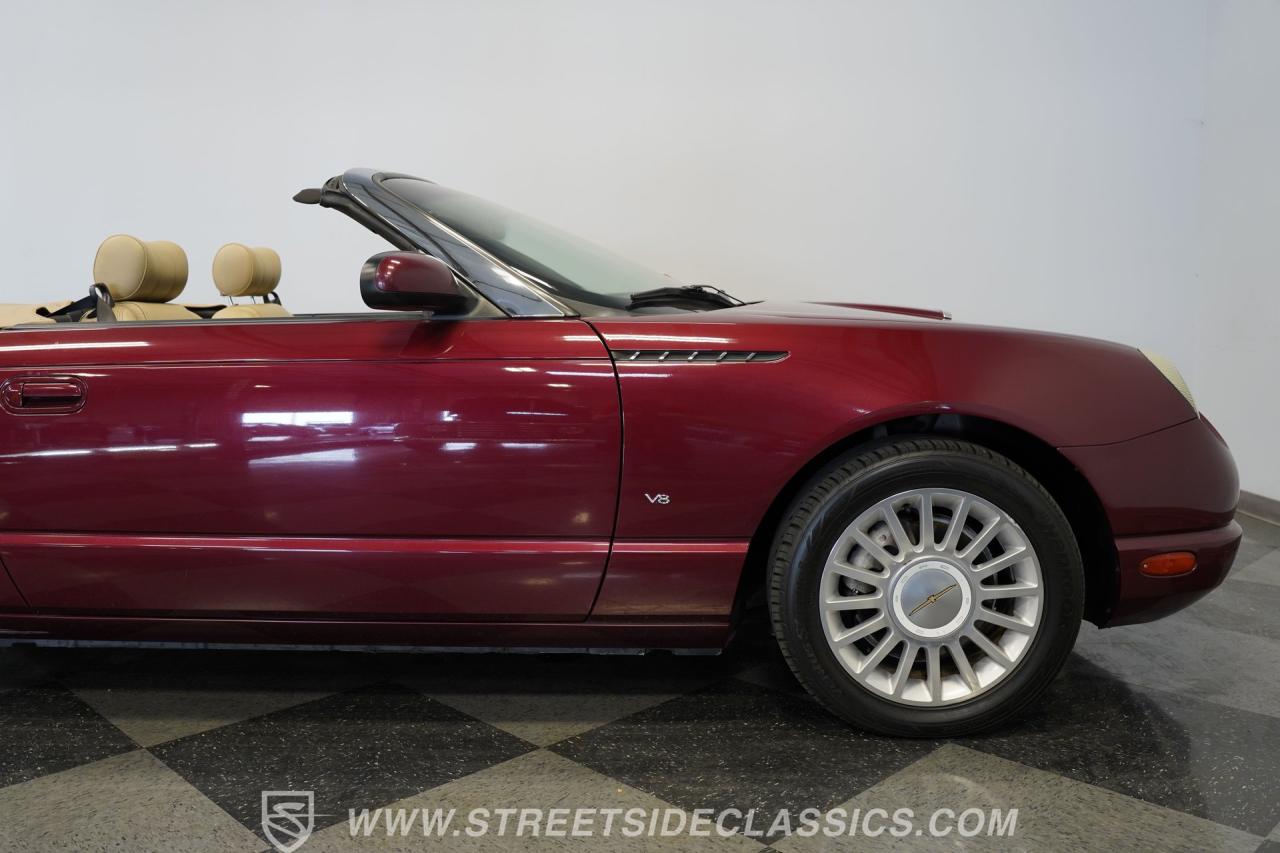 2004 Ford Thunderbird
