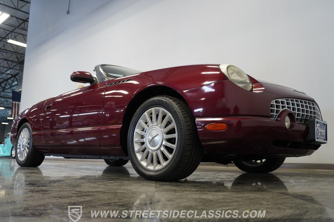 2004 Ford Thunderbird