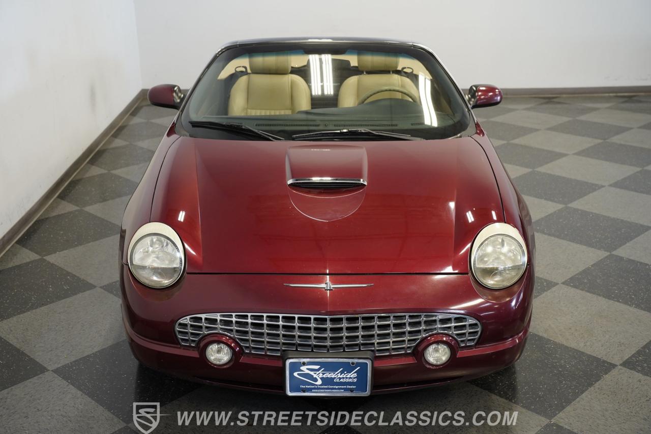 2004 Ford Thunderbird
