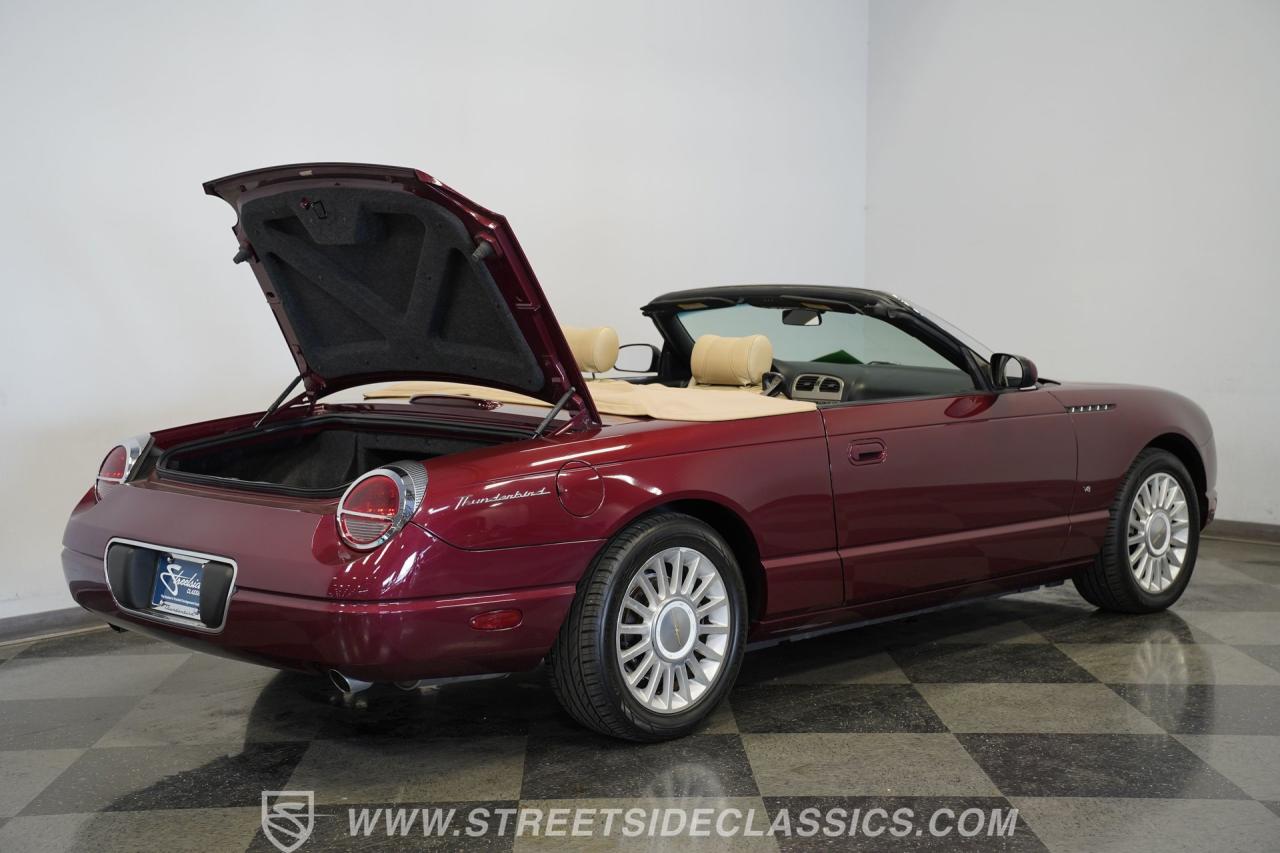2004 Ford Thunderbird