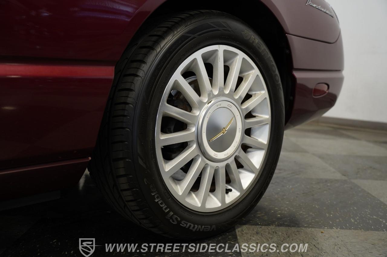 2004 Ford Thunderbird
