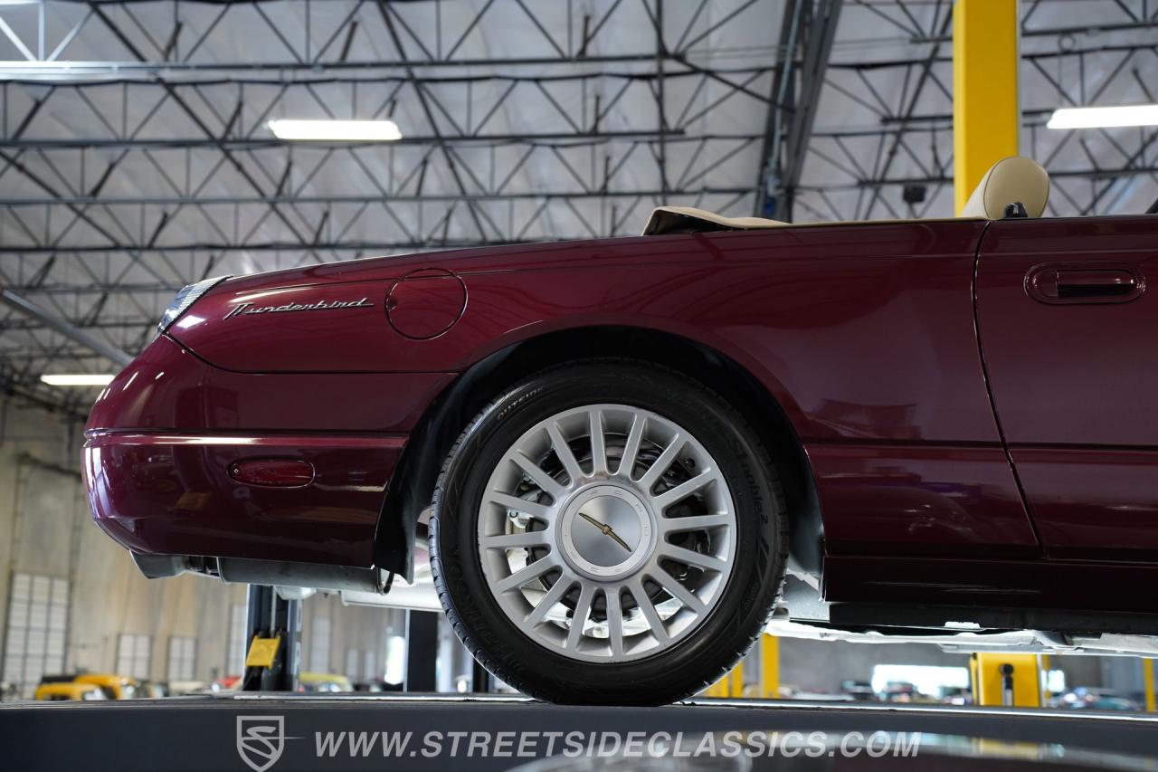 2004 Ford Thunderbird