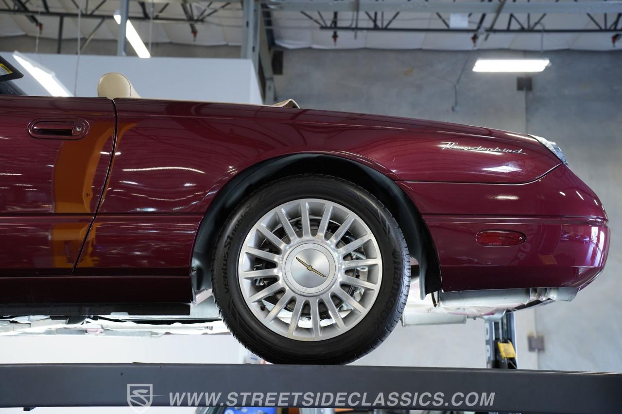 2004 Ford Thunderbird