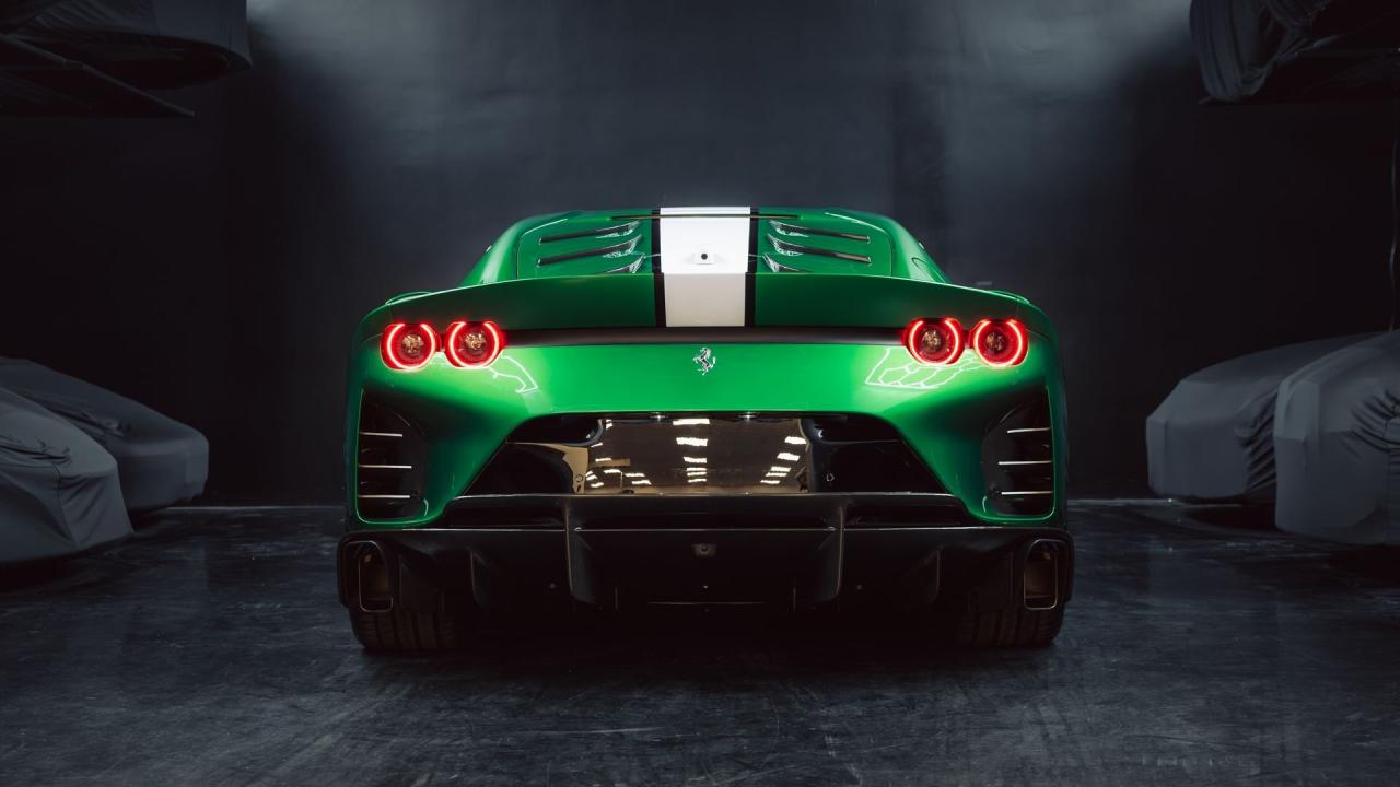 2023 Ferrari 812 Competizione