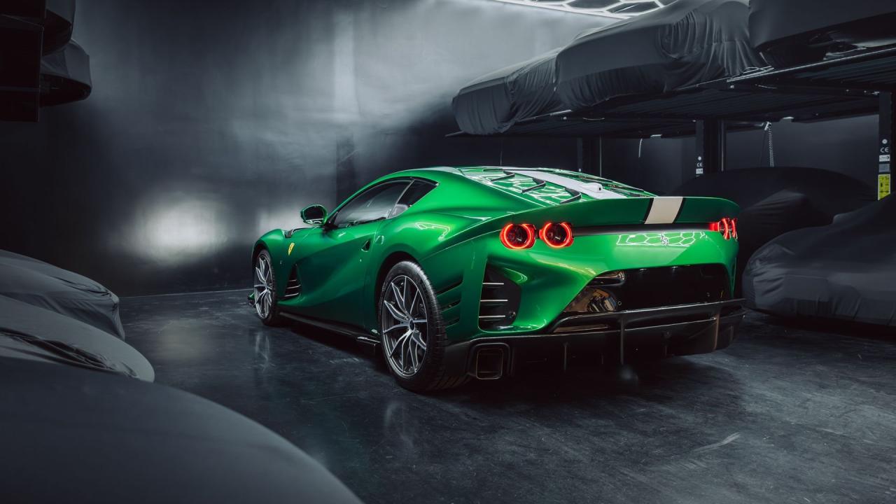 2023 Ferrari 812 Competizione