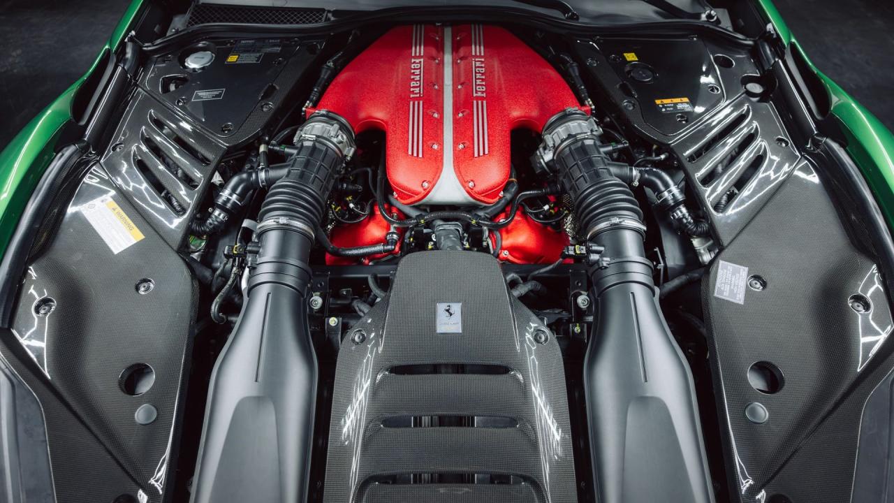 2023 Ferrari 812 Competizione