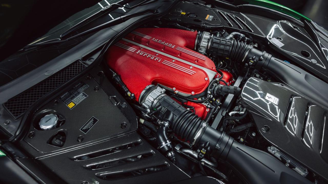 2023 Ferrari 812 Competizione