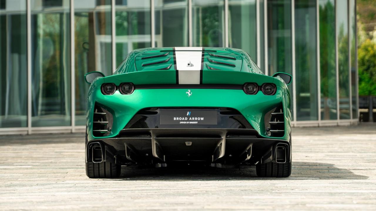 2023 Ferrari 812 Competizione