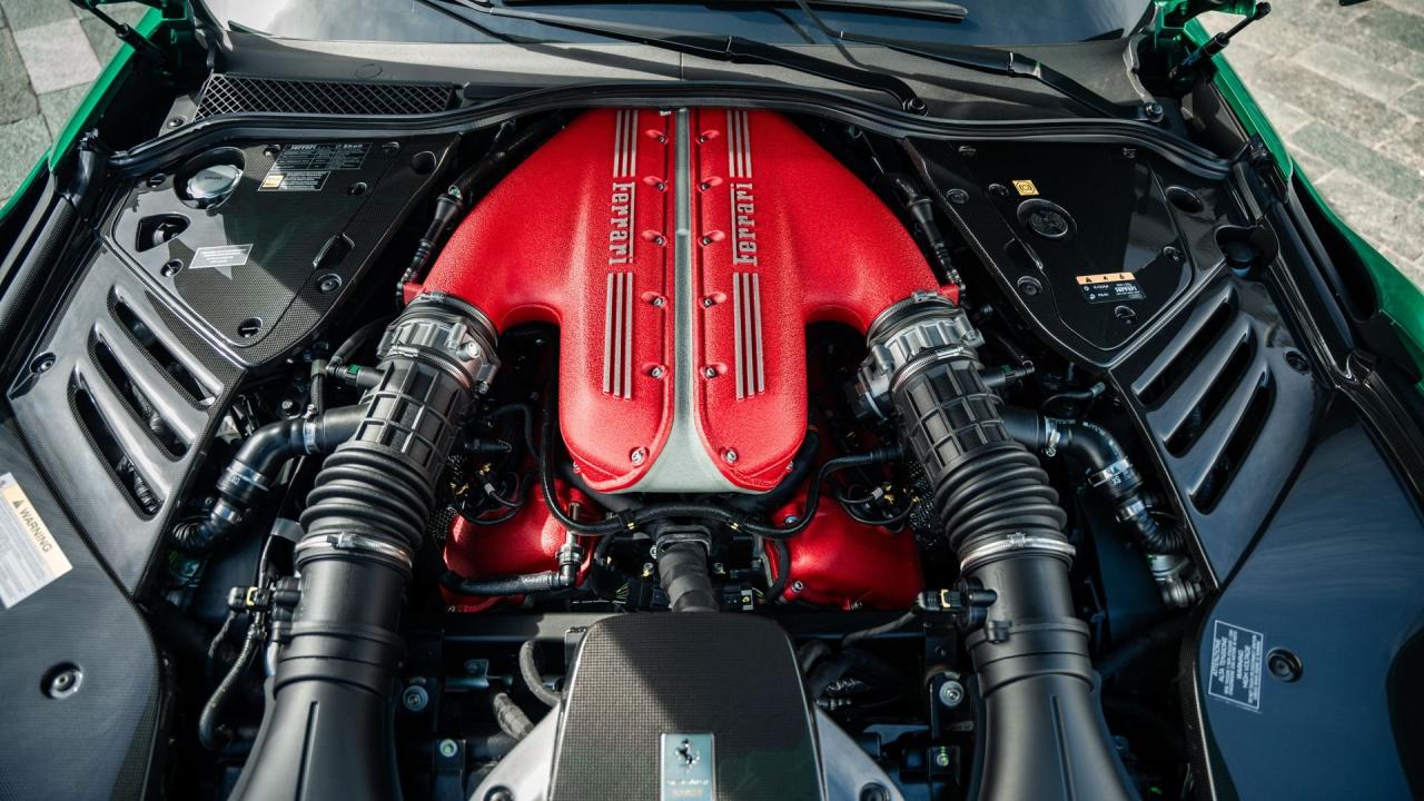 2023 Ferrari 812 Competizione