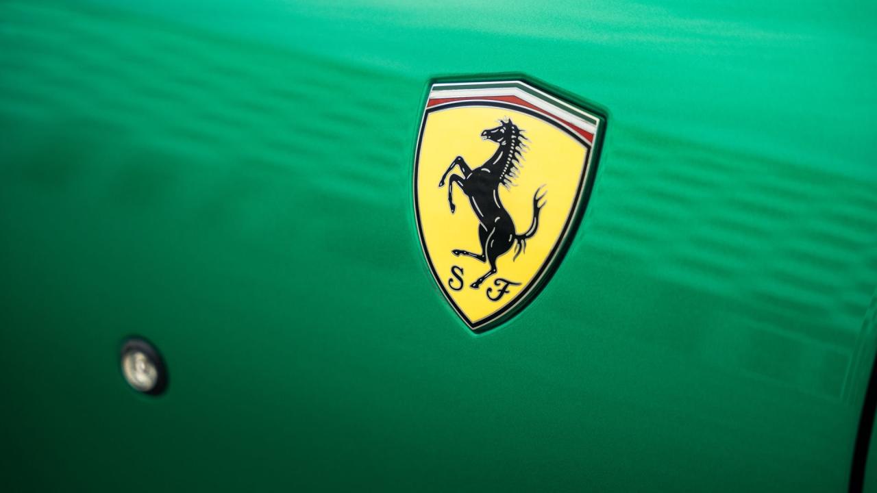 2023 Ferrari 812 Competizione