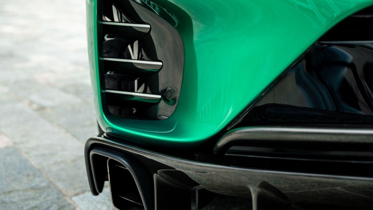 2023 Ferrari 812 Competizione