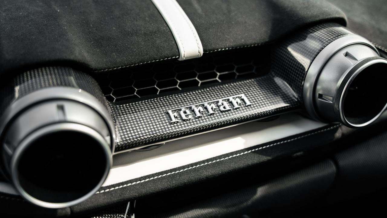 2023 Ferrari 812 Competizione