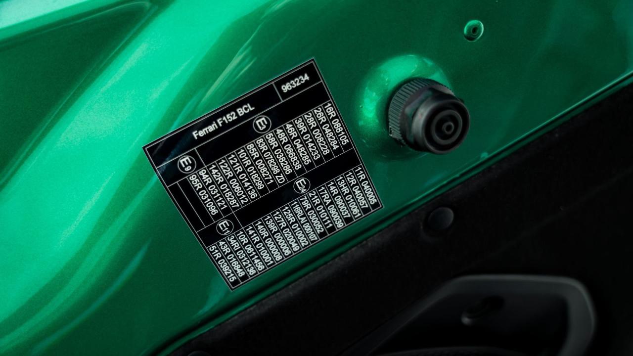 2023 Ferrari 812 Competizione