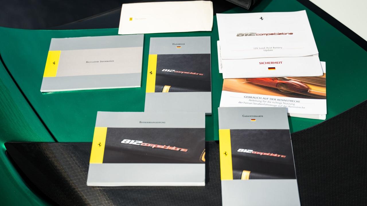 2023 Ferrari 812 Competizione