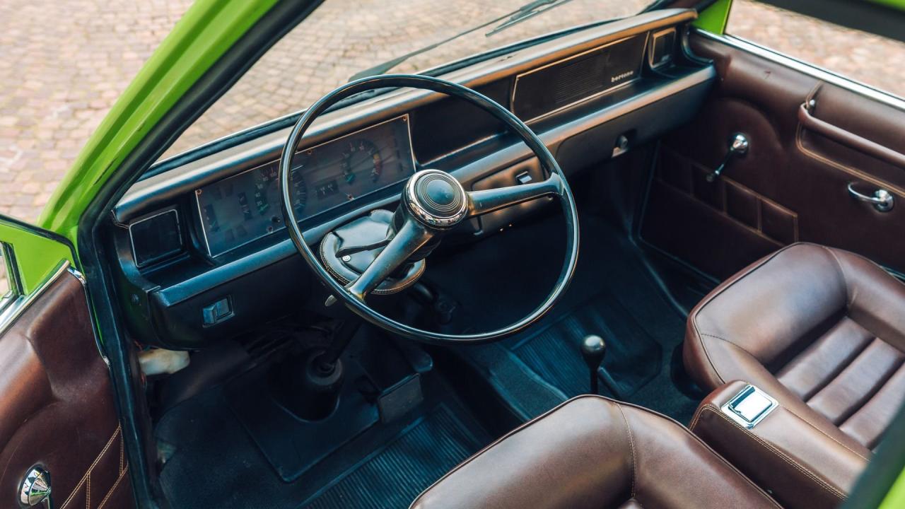 1977 Fiat Bertone 850 T Visitors Bus