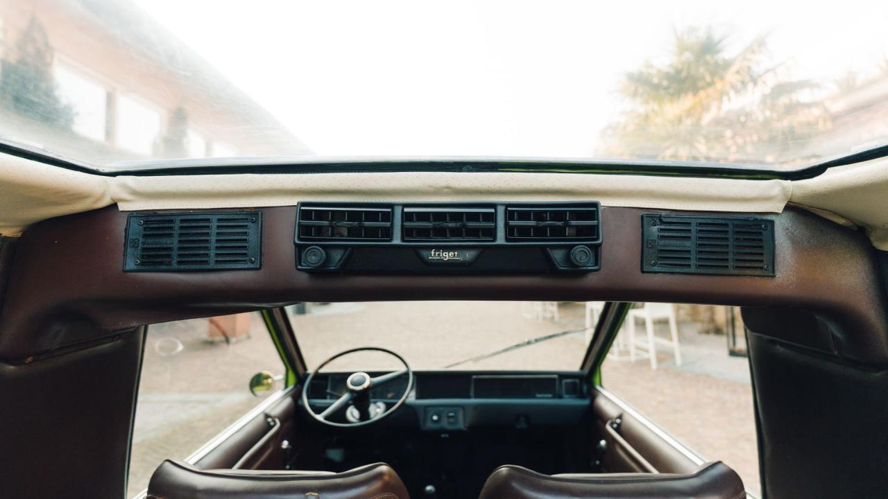 1977 Fiat Bertone 850 T Visitors Bus