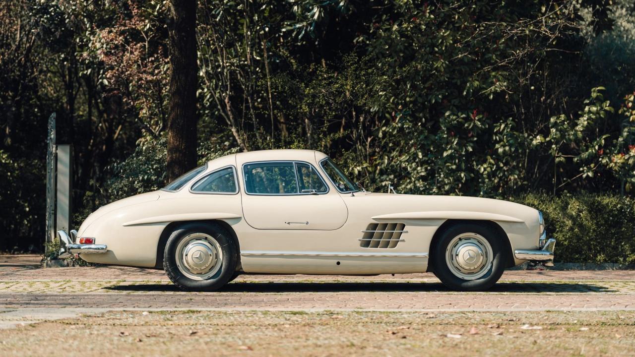 1957 Mercedes - Benz 300 SL Gullwing Coupe