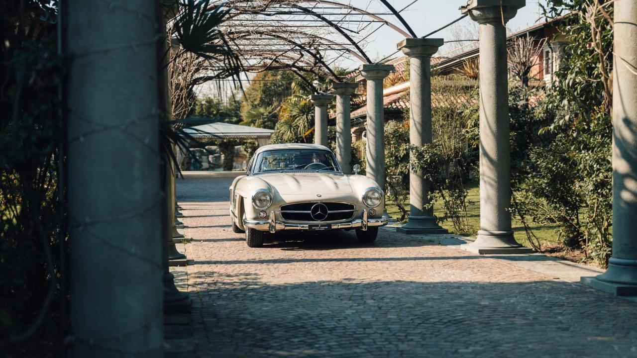 1957 Mercedes - Benz 300 SL Gullwing Coupe