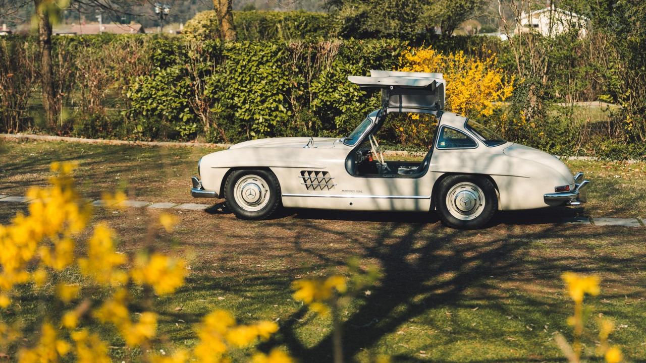 1957 Mercedes - Benz 300 SL Gullwing Coupe