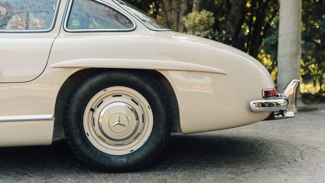 1957 Mercedes - Benz 300 SL Gullwing Coupe