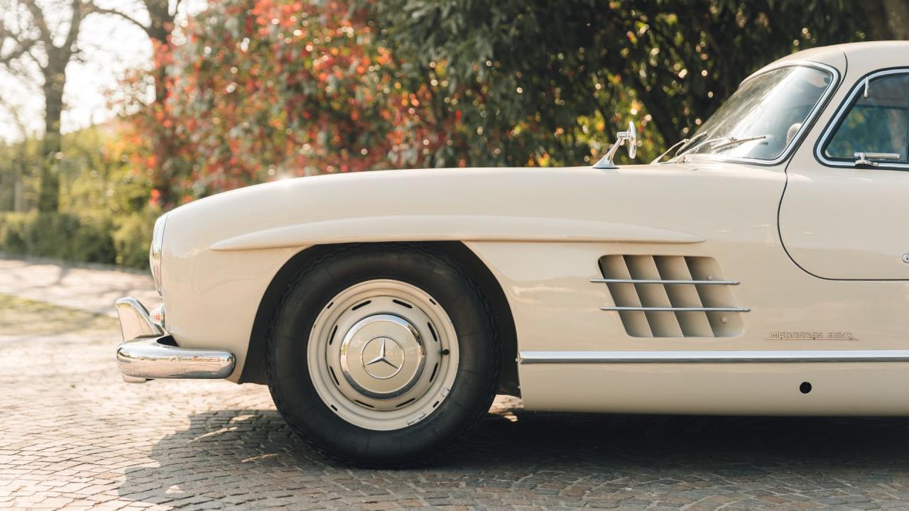 1957 Mercedes - Benz 300 SL Gullwing Coupe