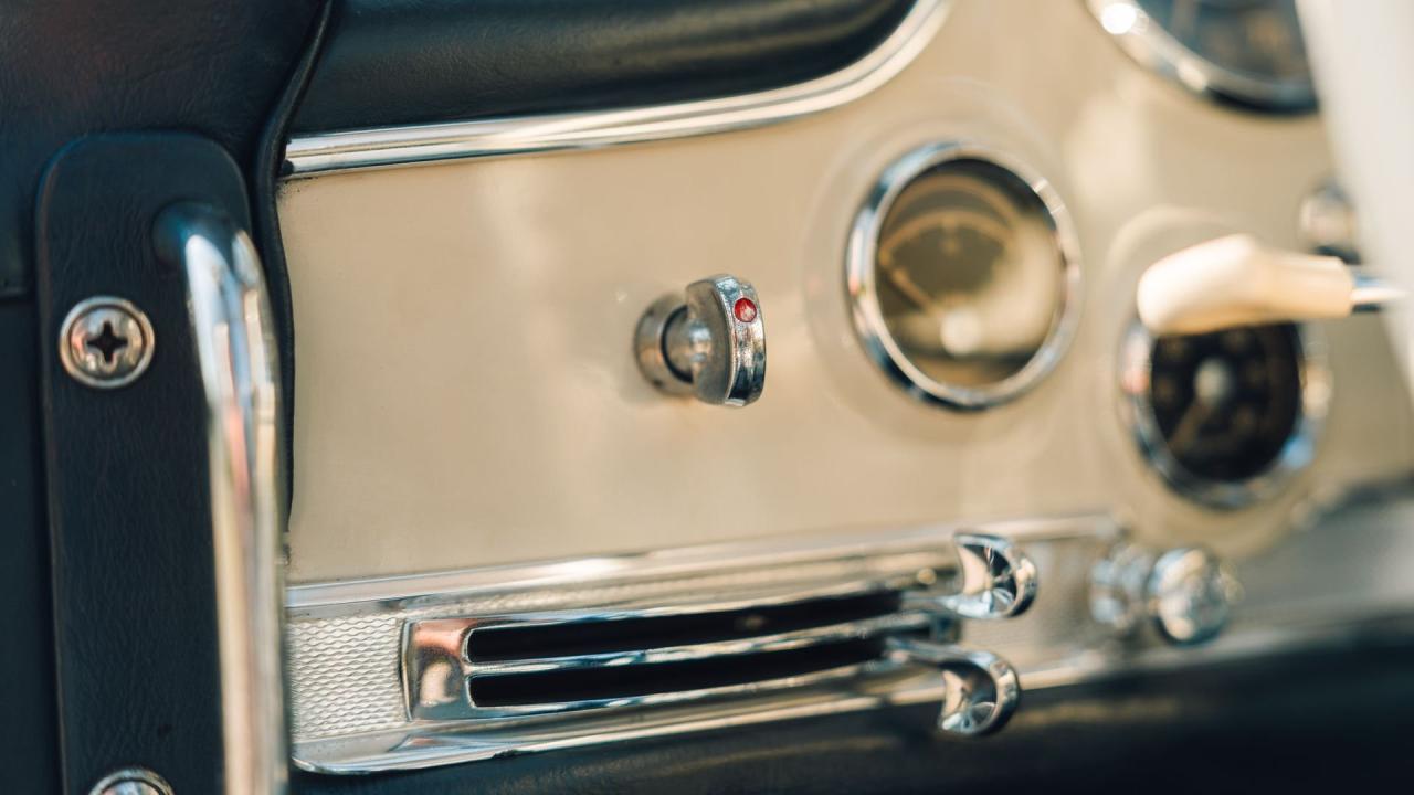 1957 Mercedes - Benz 300 SL Gullwing Coupe