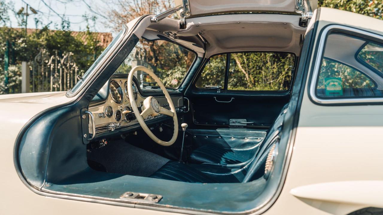 1957 Mercedes - Benz 300 SL Gullwing Coupe