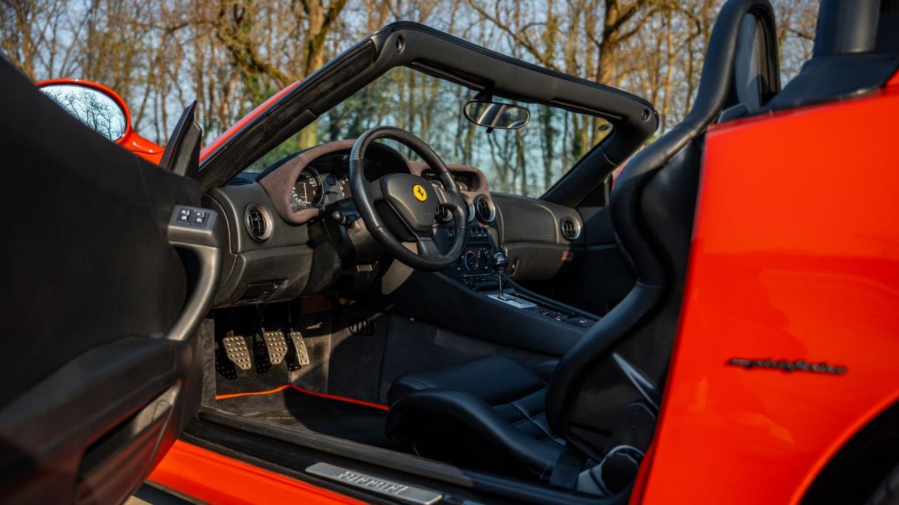 2002 Ferrari 550 Barchetta Pininfarina