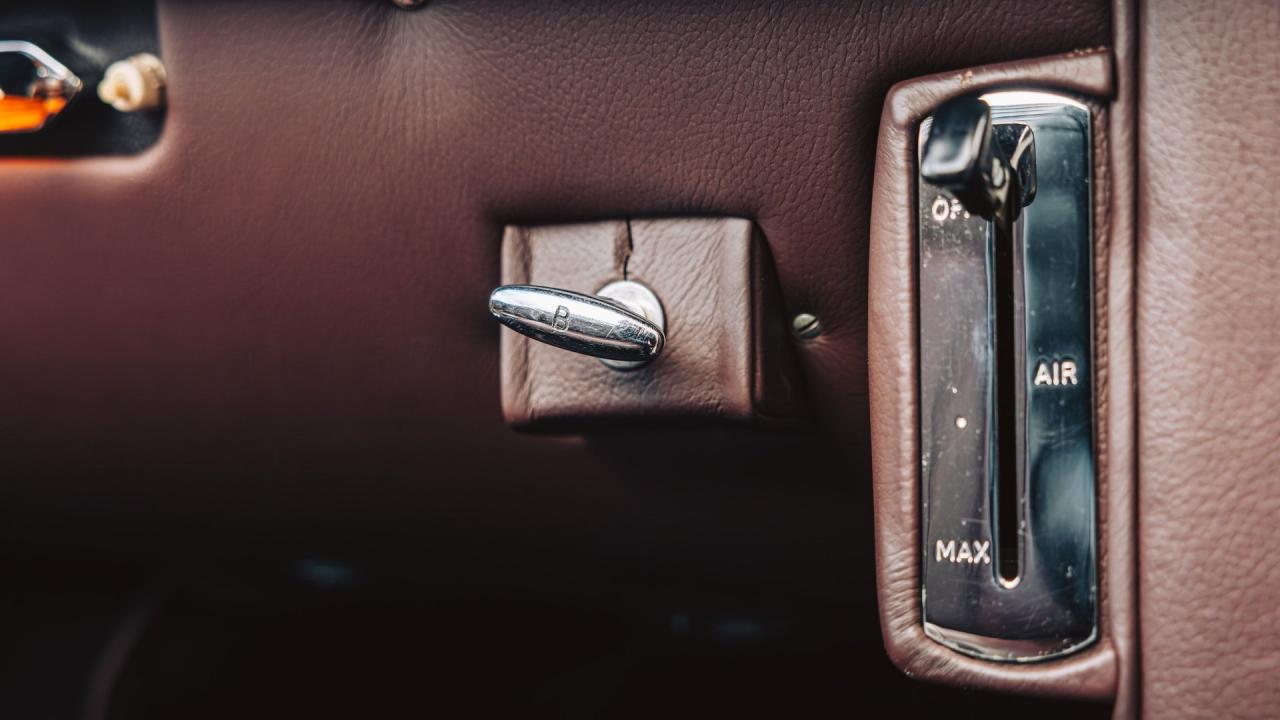 1966 Aston Martin Short Chassis Volante