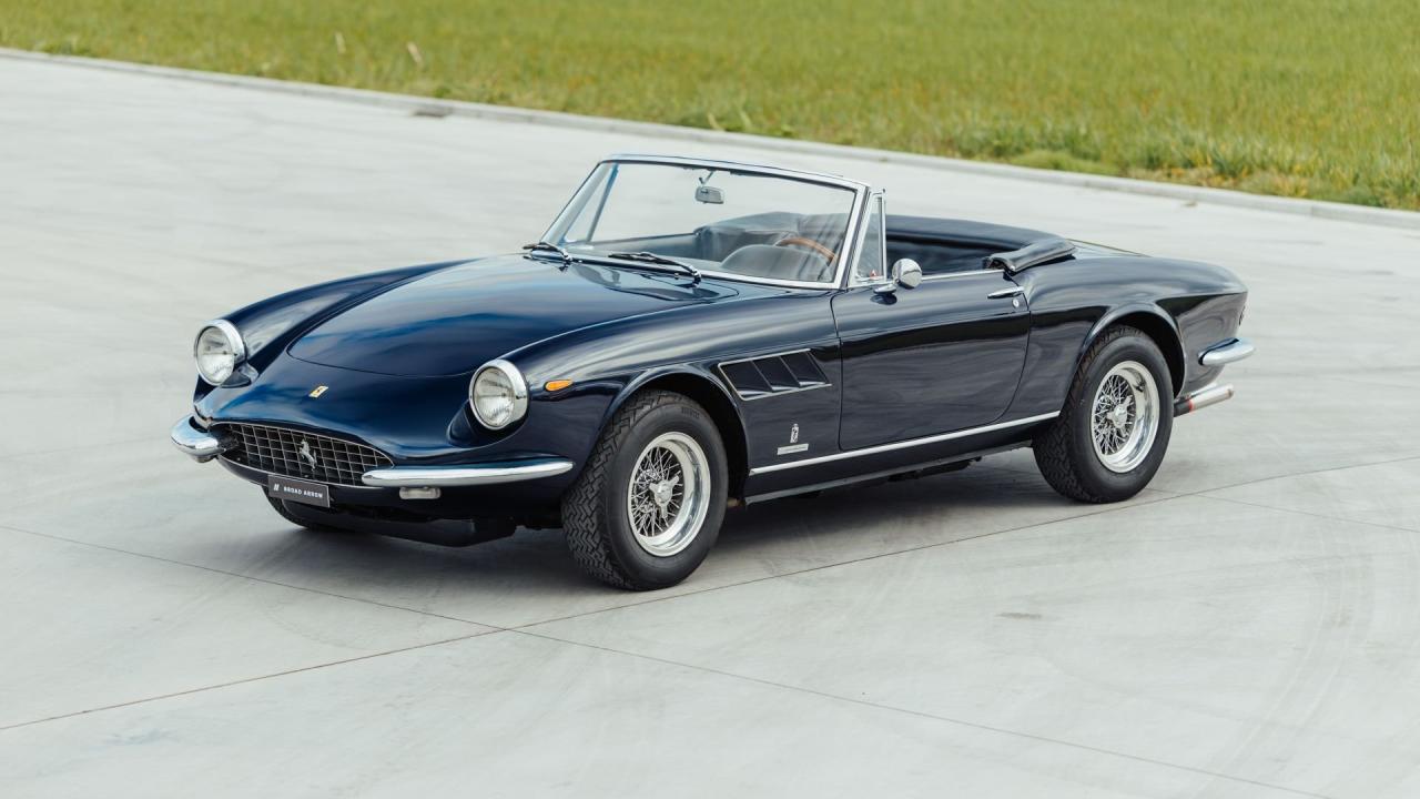 1968 Ferrari 330 GTS