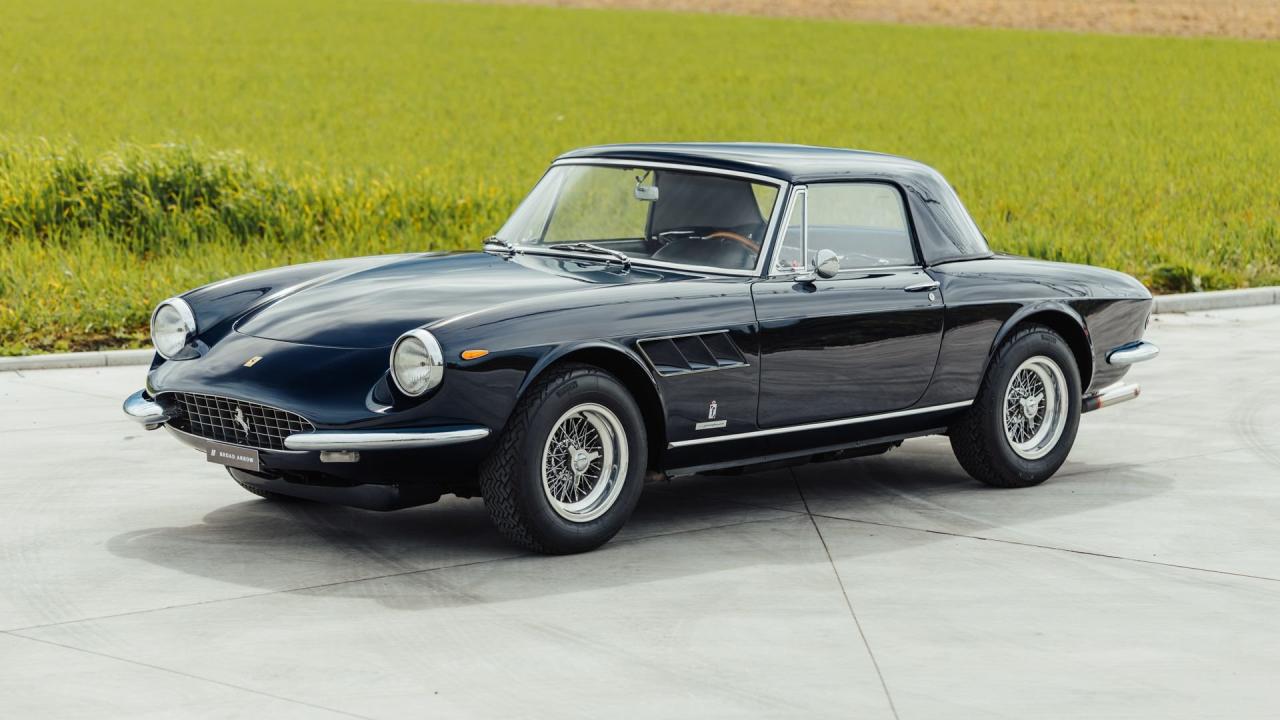 1968 Ferrari 330 GTS